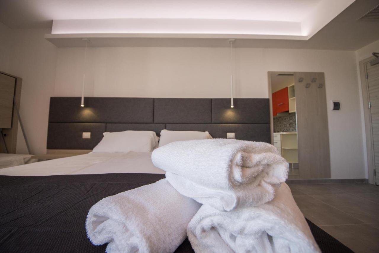 Residence Cristine Riva Zewnętrze zdjęcie