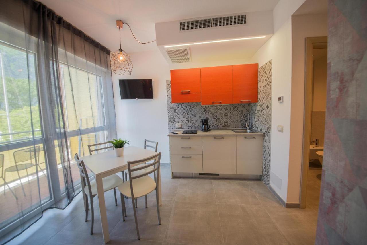 Residence Cristine Riva Zewnętrze zdjęcie