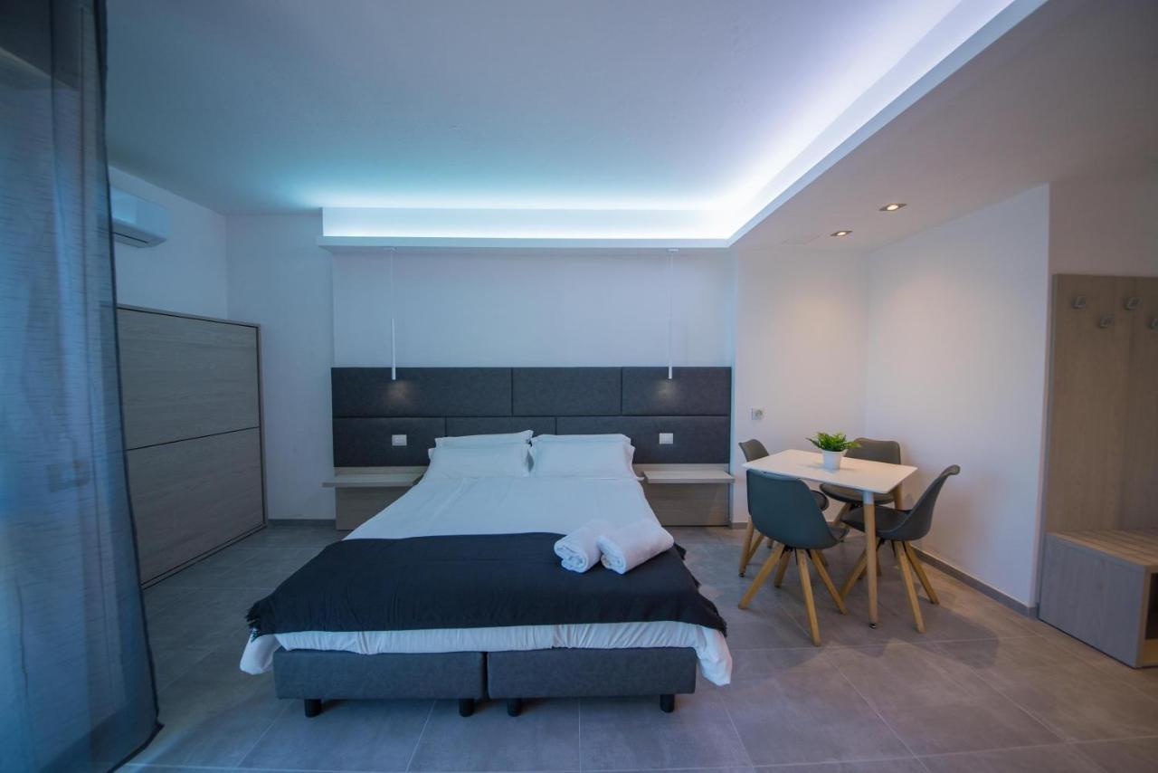Residence Cristine Riva Zewnętrze zdjęcie