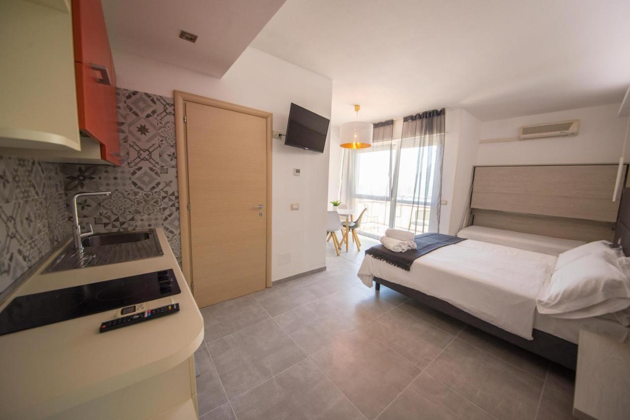 Residence Cristine Riva Zewnętrze zdjęcie